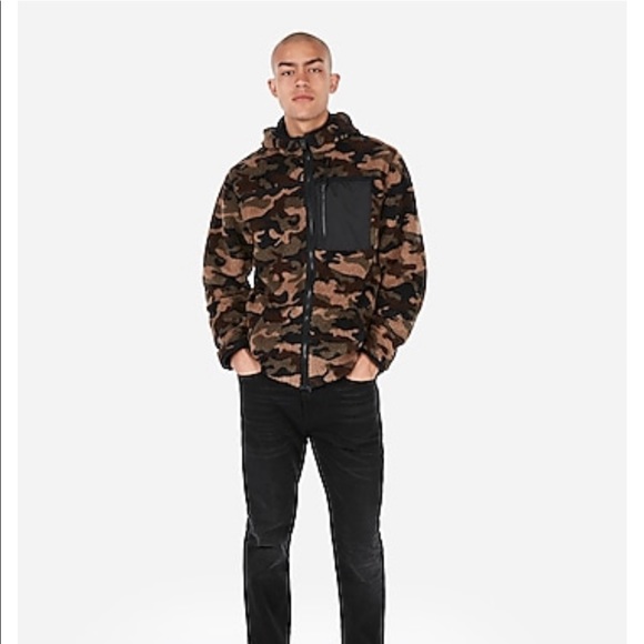 Express camouflage print plush Sherpa zip jacket - Picture 4 of 5